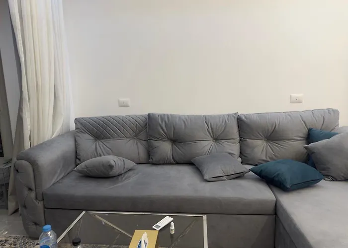 Modern 2 Bedroom With Private *