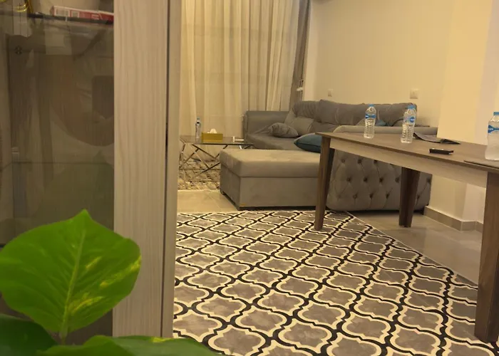 Modern 2 Bedroom With Private Apartment