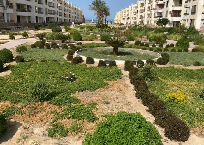 Apartment Modern 2 Bedroom With Private